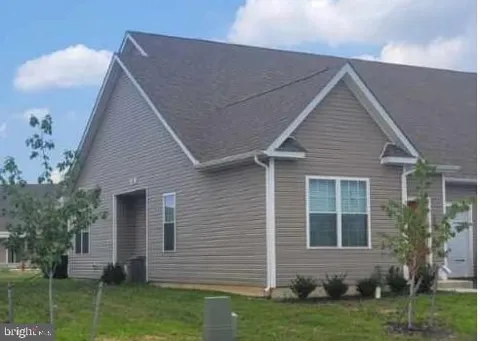 619 RUTH WAY