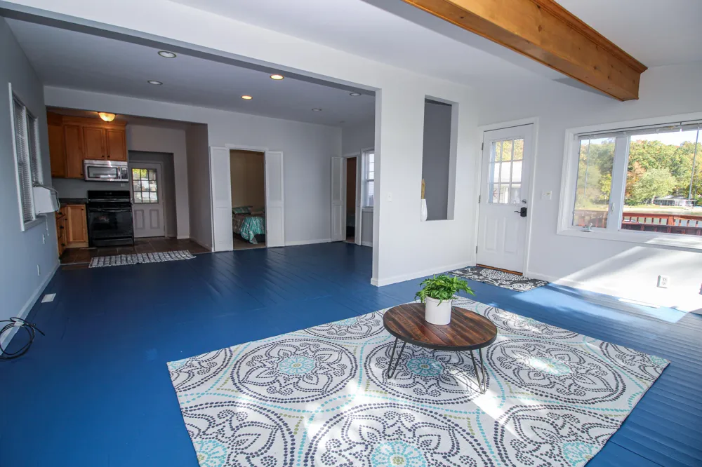 58463 Loop Road Three Rivers, MI 49093