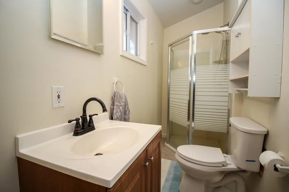 58463 Loop Road Three Rivers, MI 49093