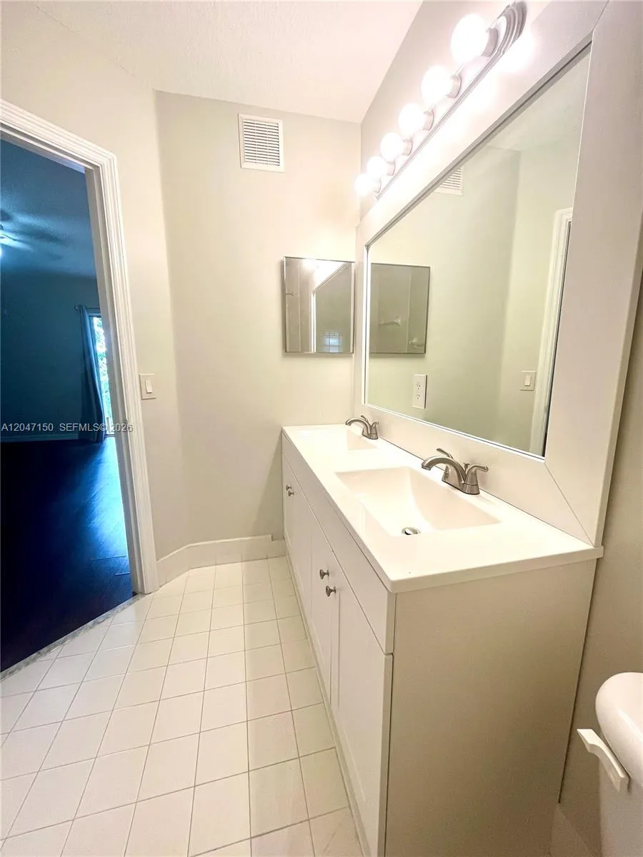 3028 SW 129th Ter #120 Miramar, FL 33027