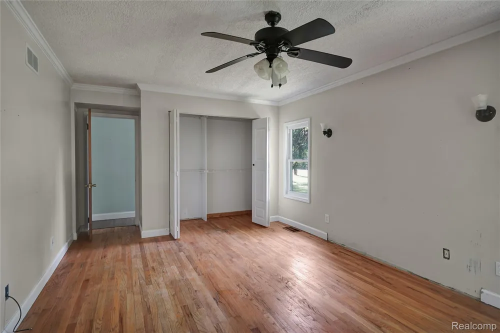 2476 Vandekarr Road Caledonia Charter Township, MI 48867