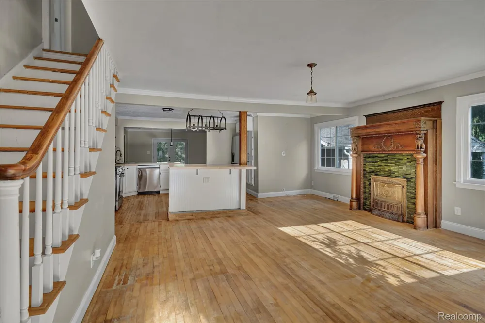 2476 Vandekarr Road Caledonia Charter Township, MI 48867