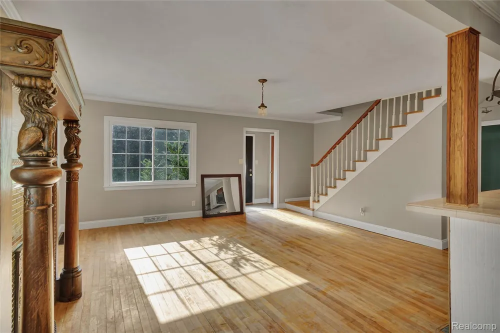 2476 Vandekarr Road Caledonia Charter Township, MI 48867