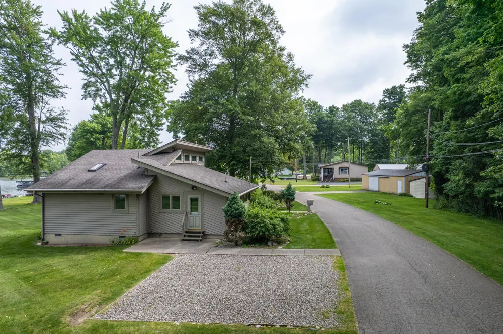 128 Wilmin Road Algansee Township, MI 49082