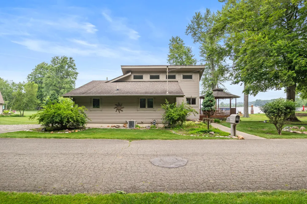 128 Wilmin Road Algansee Township, MI 49082