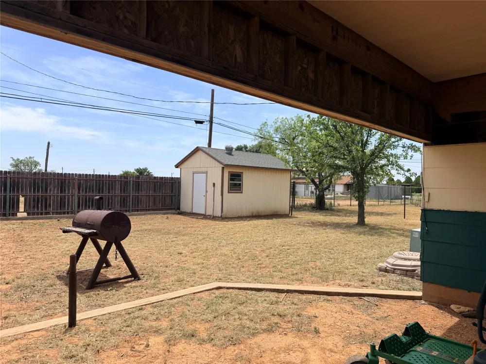 901 S Washington Avenue Aspermont, TX 79502