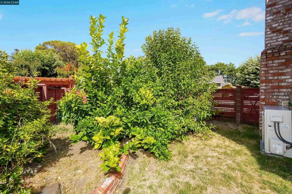 2309 Julia Ct Pinole, CA 94564
