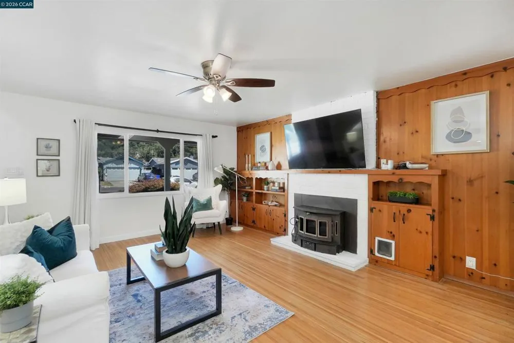 2309 Julia Ct Pinole, CA 94564