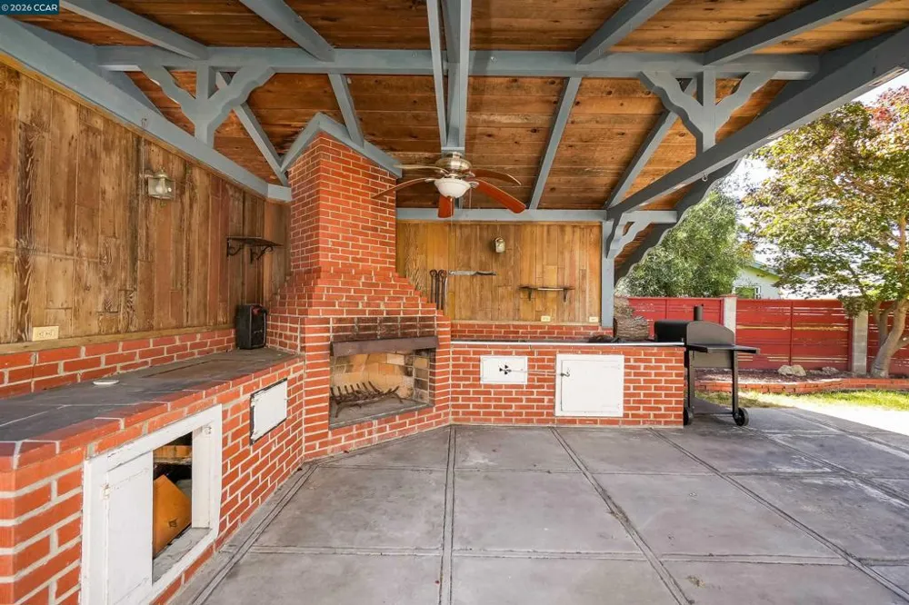 2309 Julia Ct Pinole, CA 94564