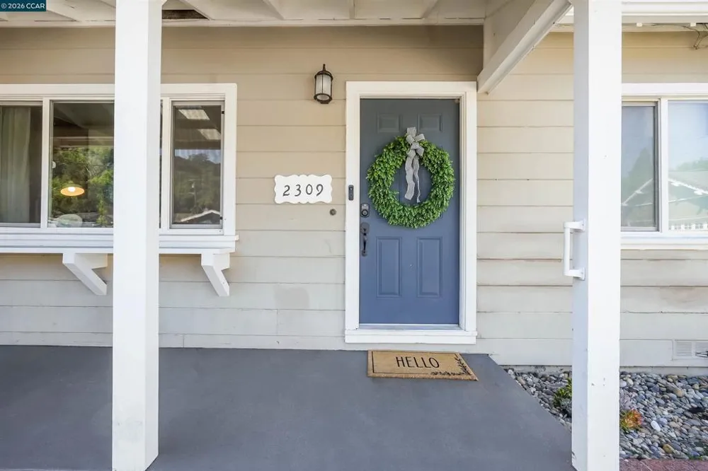 2309 Julia Ct Pinole, CA 94564
