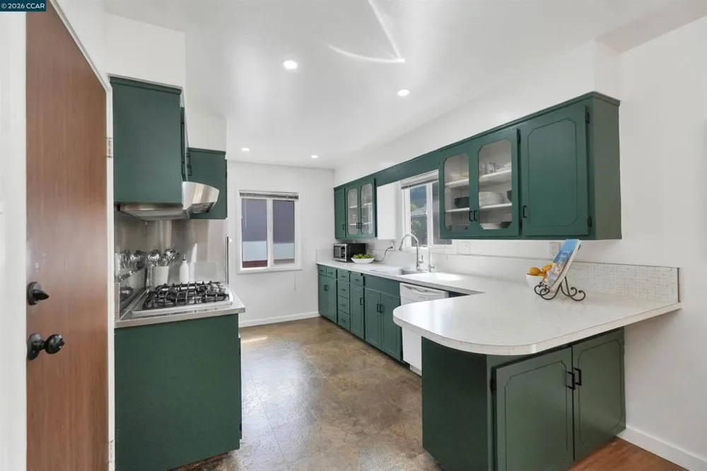 2309 Julia Ct Pinole, CA 94564