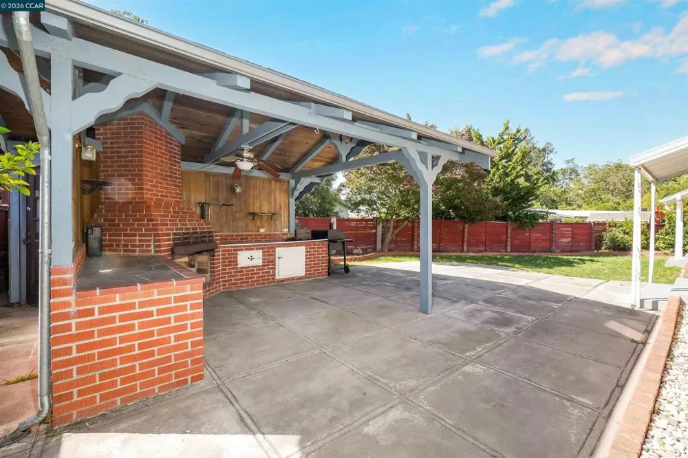 2309 Julia Ct Pinole, CA 94564