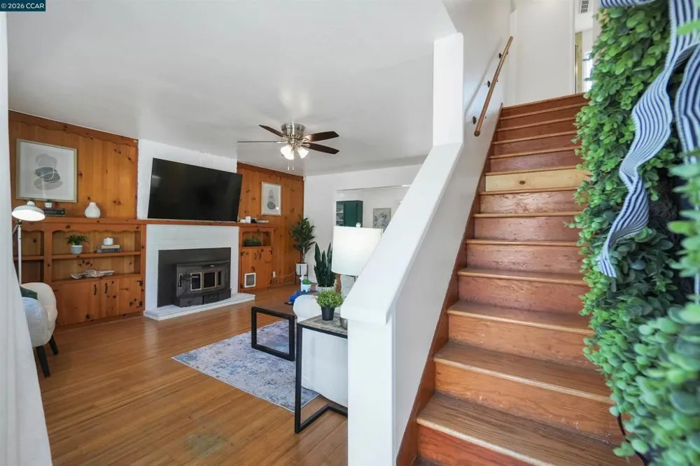2309 Julia Ct Pinole, CA 94564