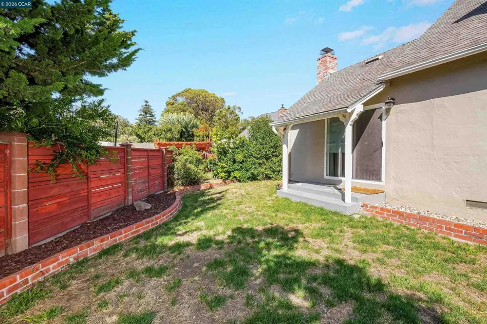 2309 Julia Ct Pinole, CA 94564