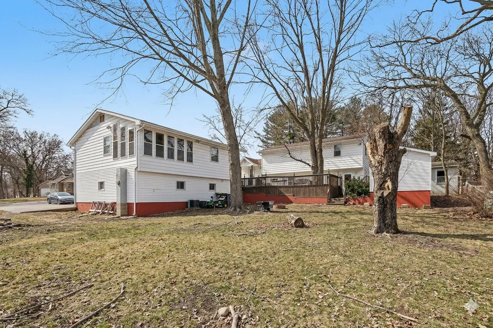 2854 Oak Street Stevensville, MI 49127