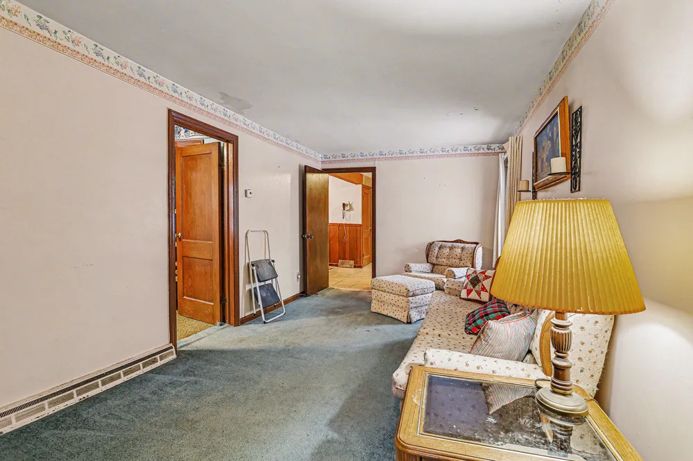 2854 Oak Street Stevensville, MI 49127