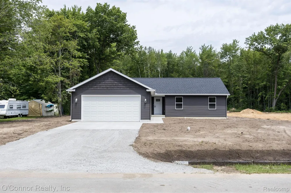 3834 Knapp Avenue Port Huron Charter Township, MI 48060
