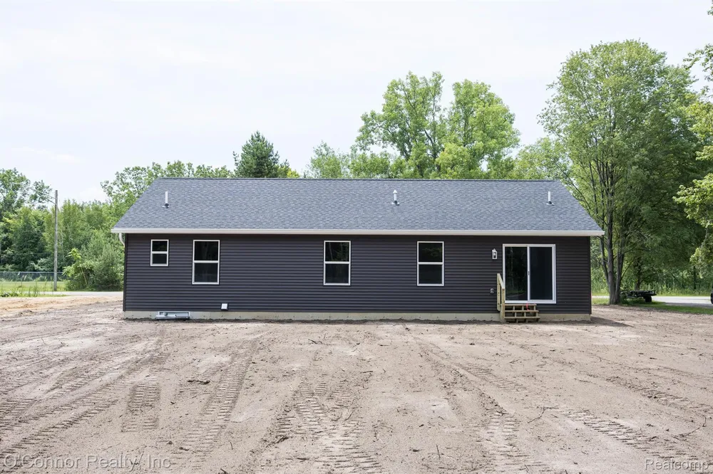 3834 Knapp Avenue Port Huron Charter Township, MI 48060
