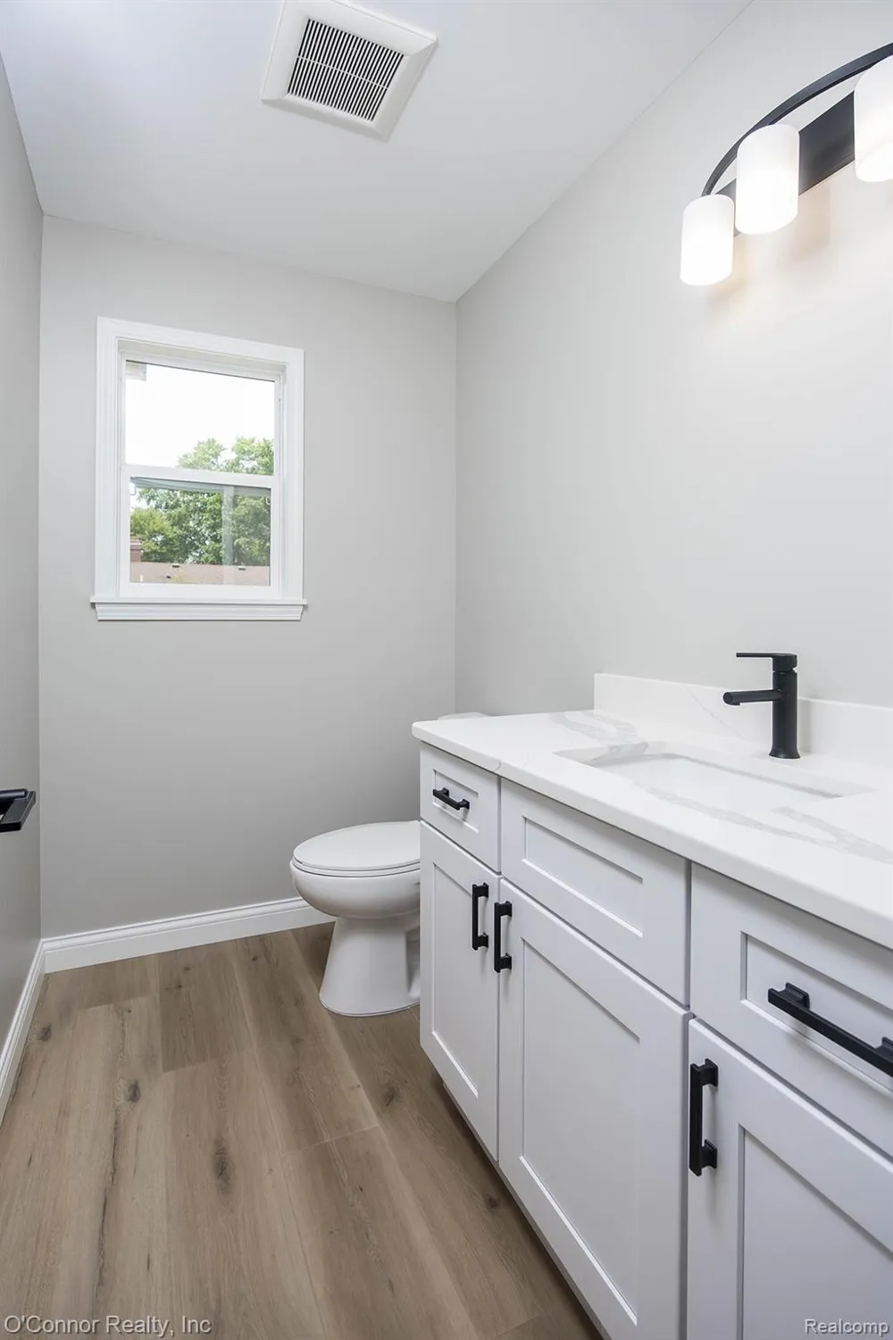 3834 Knapp Avenue Port Huron Charter Township, MI 48060