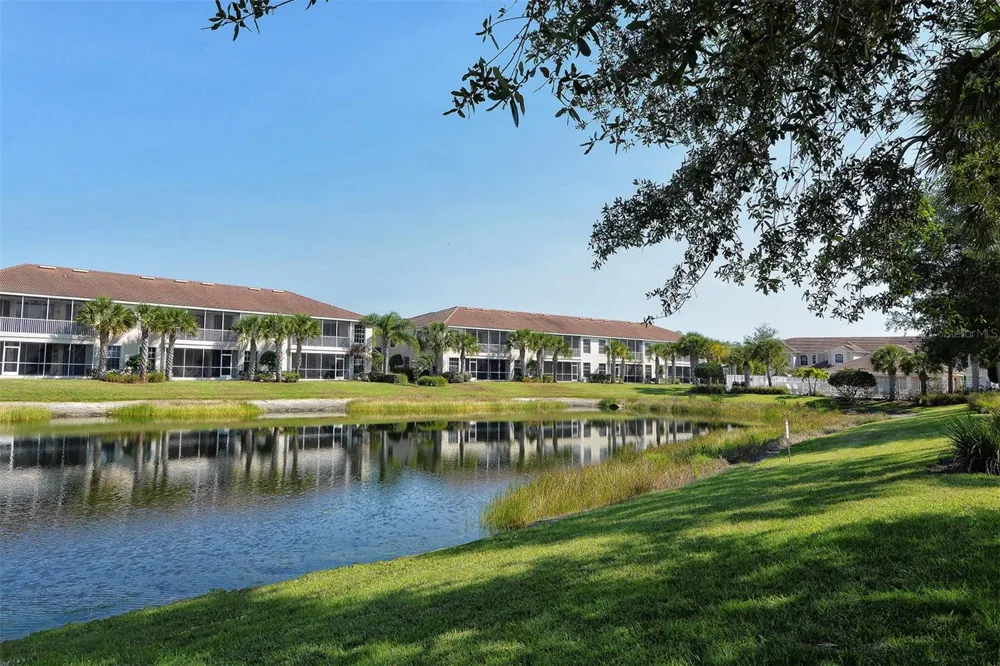 7106 PROSPERITY CIRCLE #1201 Sarasota, FL 34238