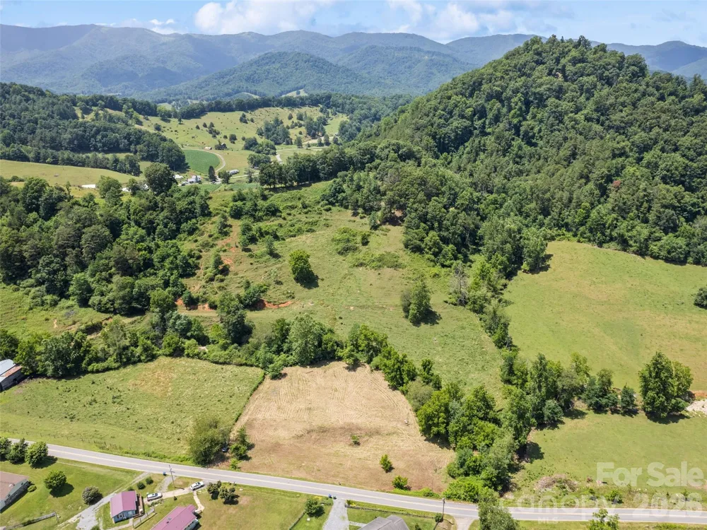 309 Sugar Creek Road Leicester, NC 28748