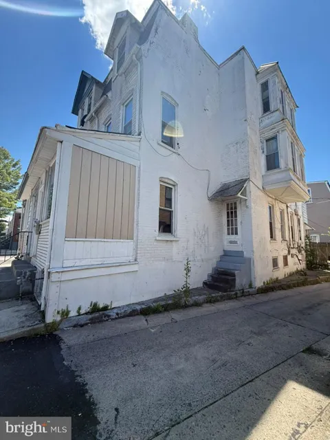 528 W TILGHMAN STREET
