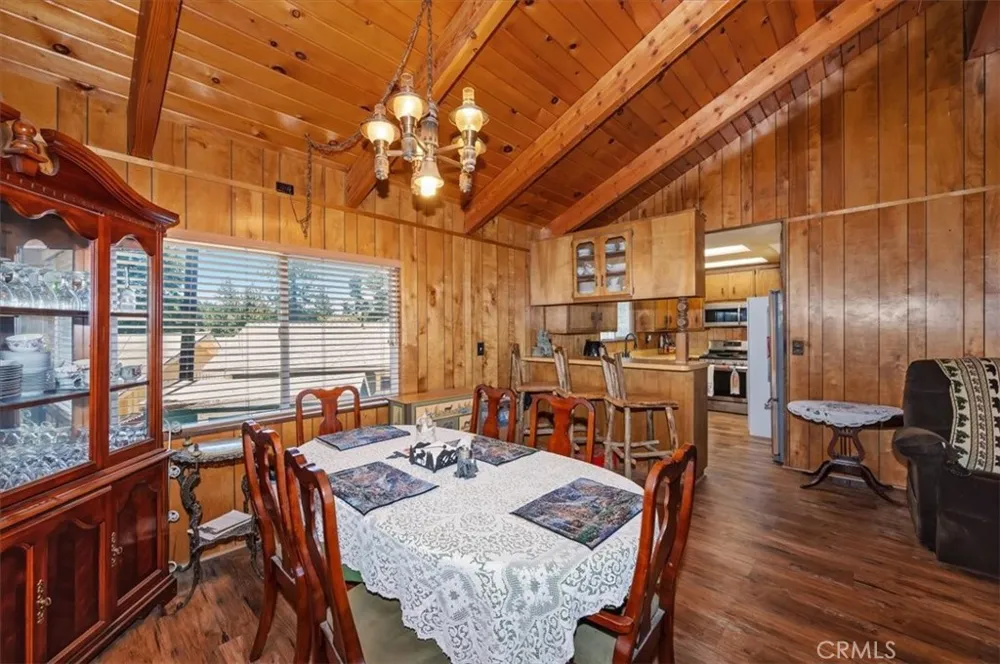 31175 All View Running Springs, CA 92382