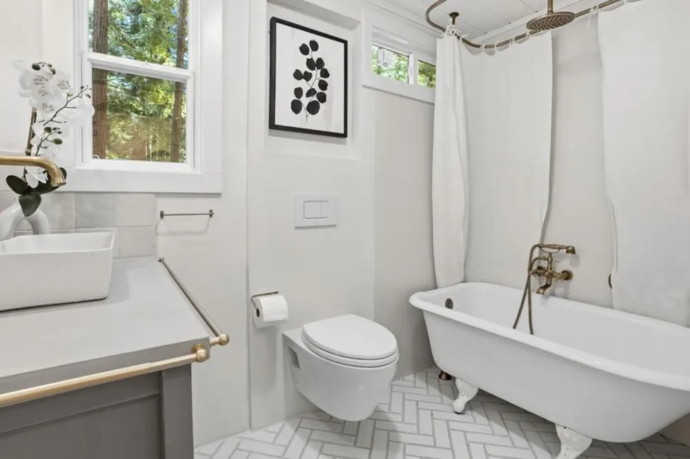 24250 Glenwood Drive Los Gatos, CA 95033