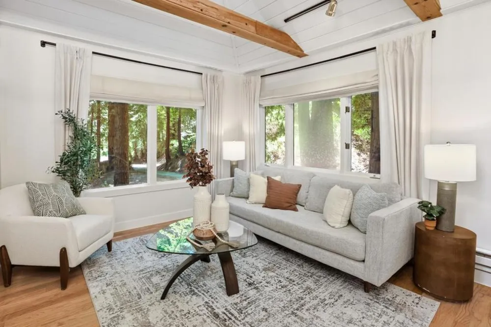 24250 Glenwood Drive Los Gatos, CA 95033
