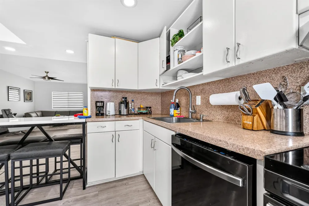 8956 Collins Avenue #4 Surfside, FL 33154