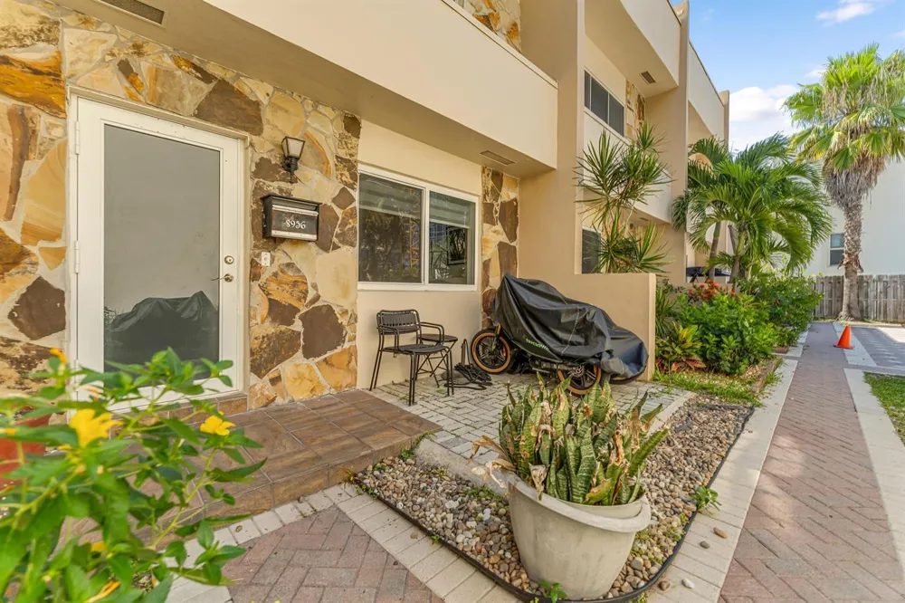 8956 Collins Avenue #4 Surfside, FL 33154