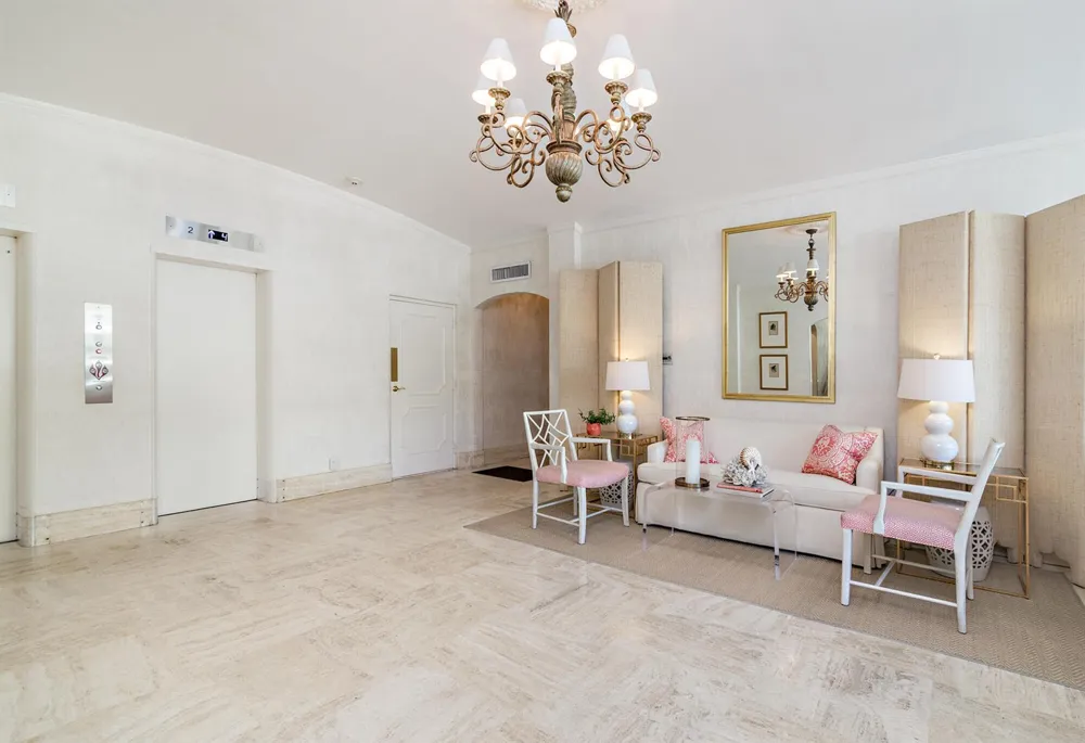 354 Chilean Avenue #6c Palm Beach, FL 33480