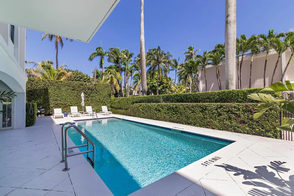 354 Chilean Avenue #6c Palm Beach, FL 33480