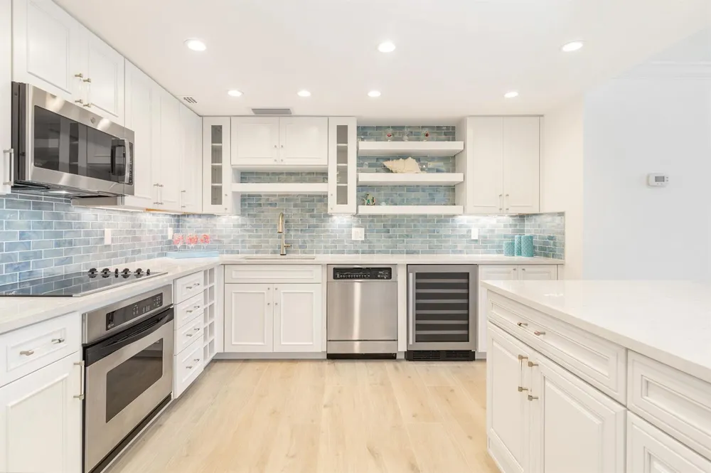 354 Chilean Avenue #6c Palm Beach, FL 33480