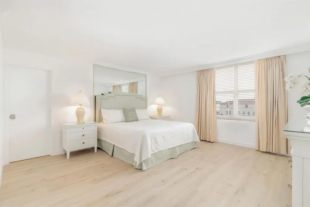 354 Chilean Avenue #6c Palm Beach, FL 33480