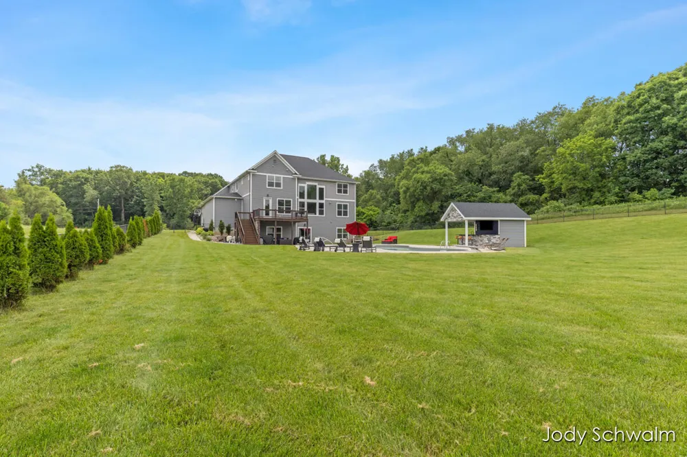 3619 12 Mile Road NE Algoma Township, MI 49341