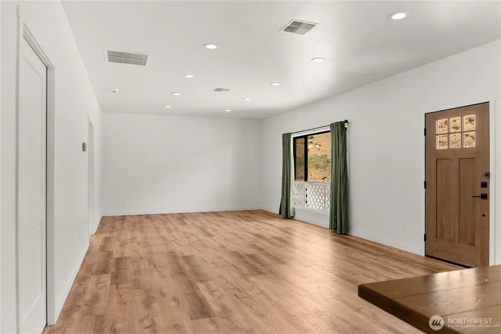 701 North Star Brewster, WA 98812