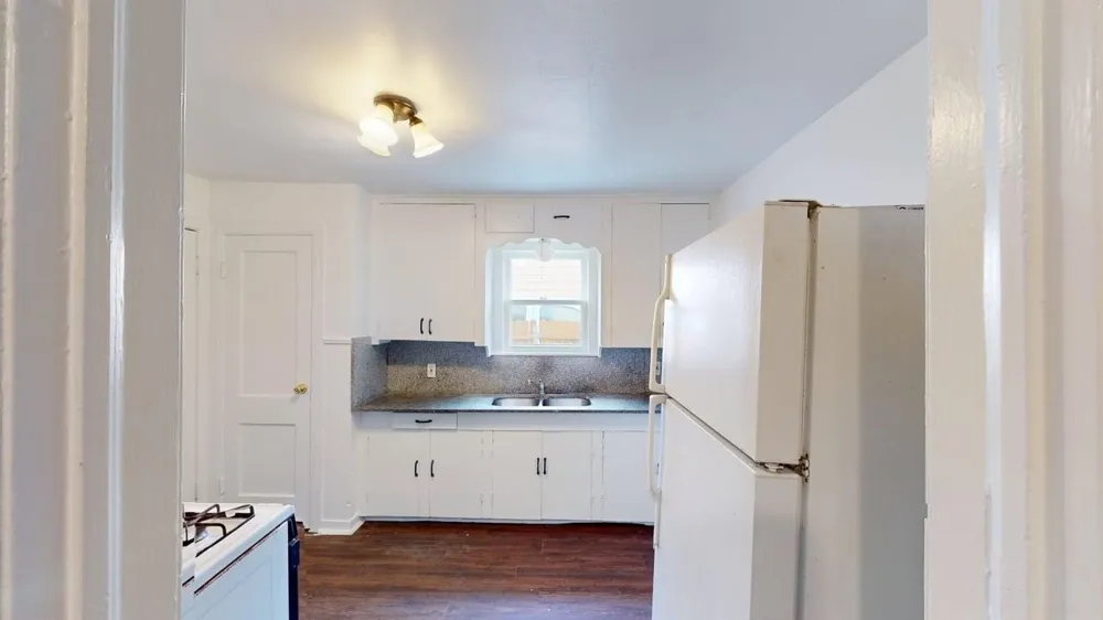2246 Anson Road Dallas, TX 75235