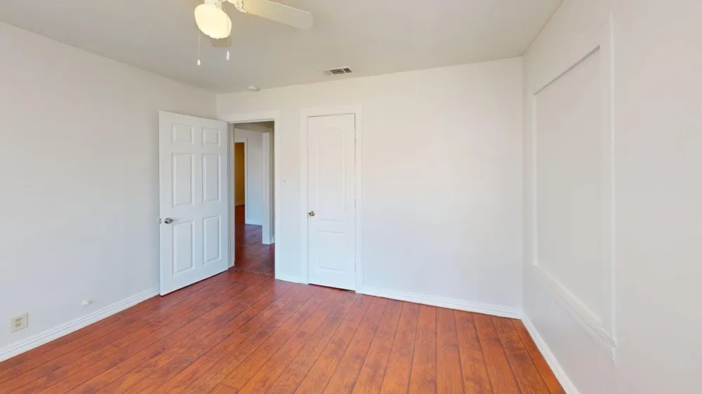 2246 Anson Road Dallas, TX 75235