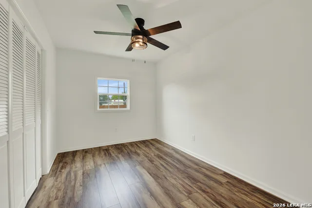 312 Lavernia Marion, TX 78124