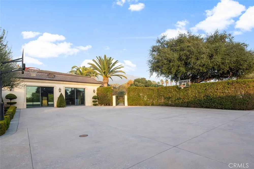 61 Palm Hill Lane Bradbury, CA 91008