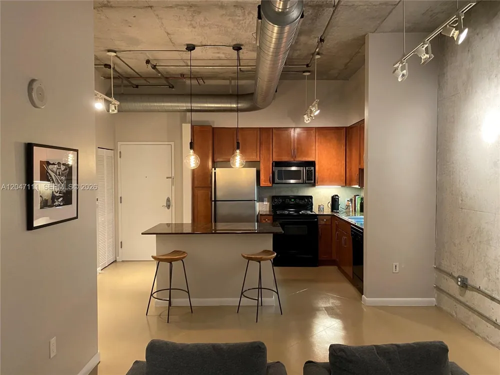 2001 Biscayne Blvd #3203 Miami, FL 33137