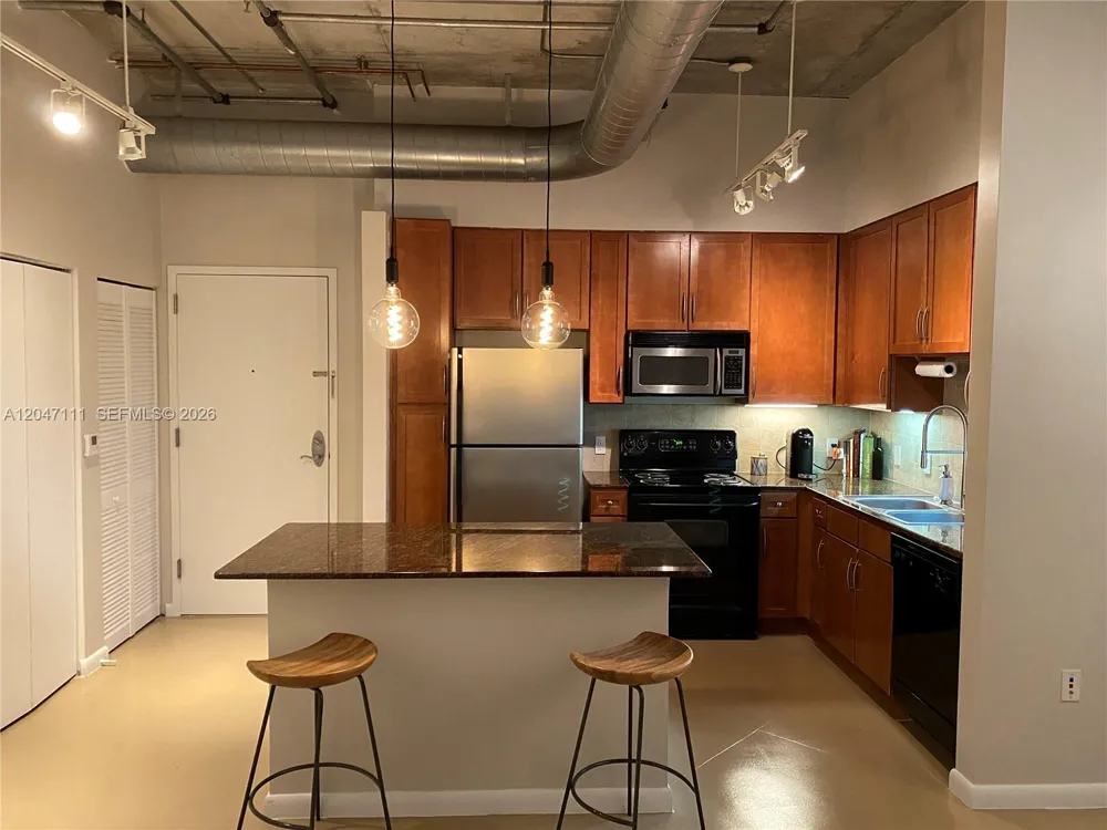 2001 Biscayne Blvd #3203 Miami, FL 33137