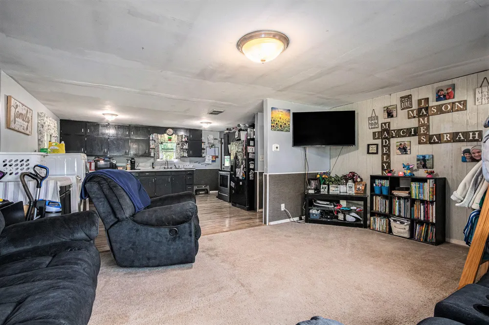 2262 Warren Road Howard Township, MI 49120