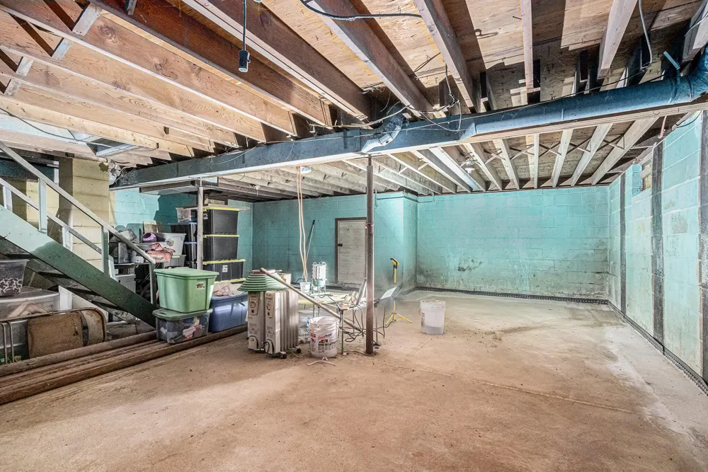 2262 Warren Road Howard Township, MI 49120