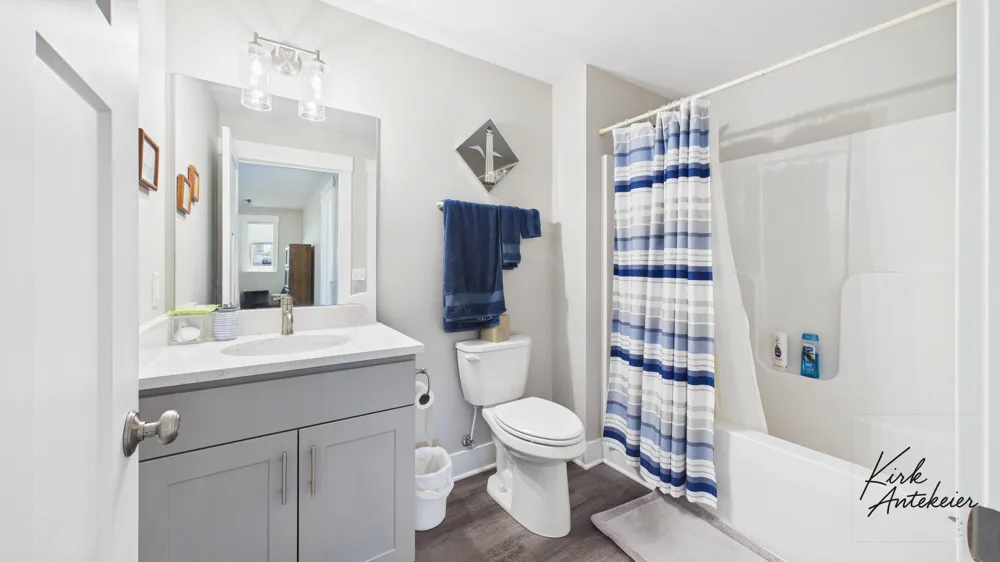 1421 E Addison Way Laketon Township, MI 49445