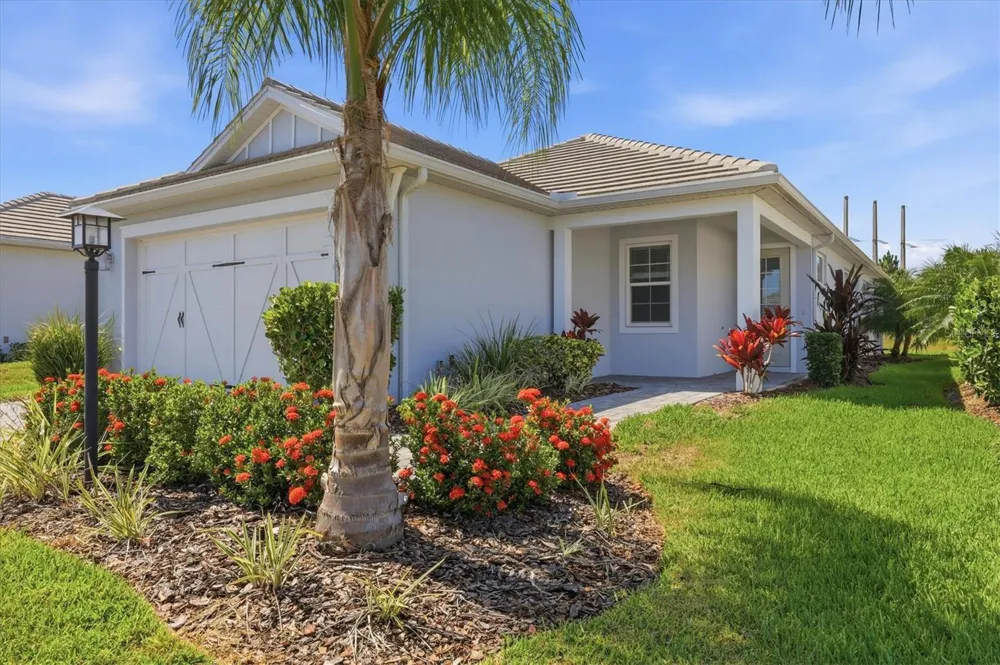 8113 STERNWAY ROAD Sarasota, FL 34240