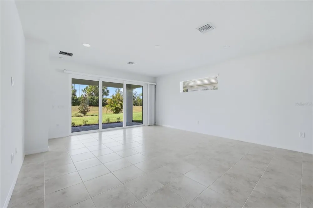 8113 STERNWAY ROAD Sarasota, FL 34240