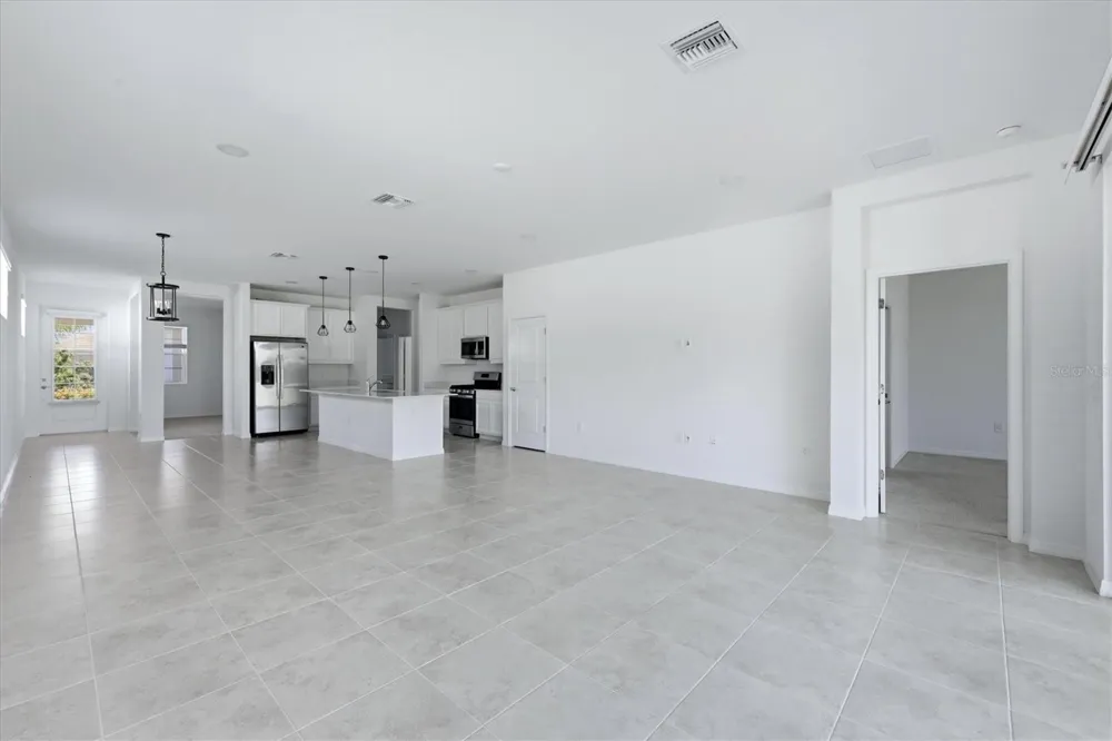 8113 STERNWAY ROAD Sarasota, FL 34240