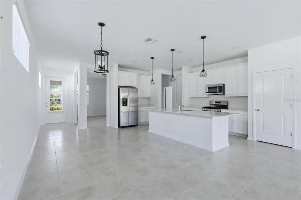 8113 STERNWAY ROAD Sarasota, FL 34240